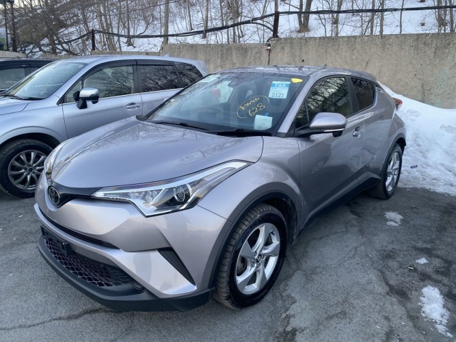 Toyota C-HR, 2017